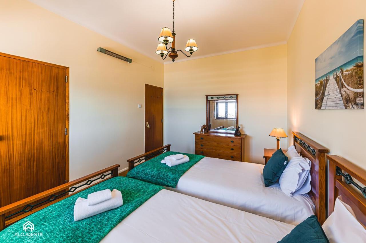 Casa A Beira Mar - Countryhouse With Ocean View São Pedro da Cadeira Dış mekan fotoğraf
